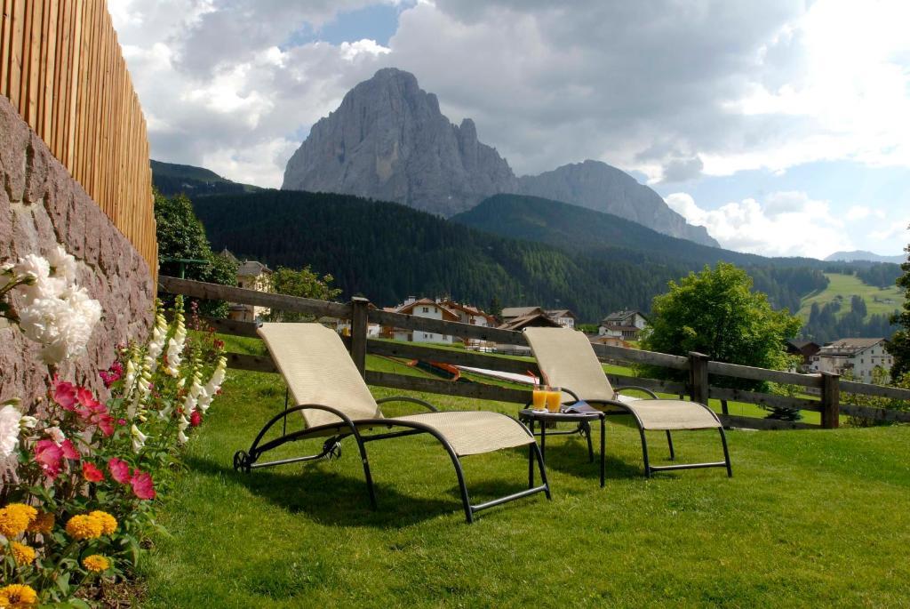 Hotel Pra Tlusel Selva di Val Gardena Extérieur photo