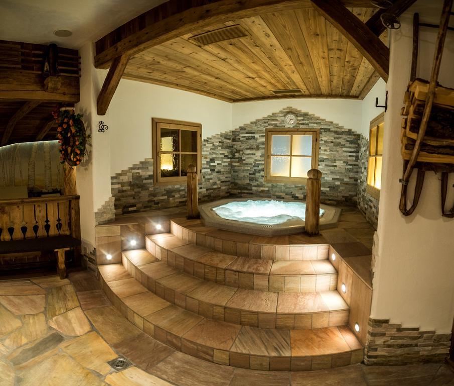 Hotel Pra Tlusel Selva di Val Gardena Extérieur photo