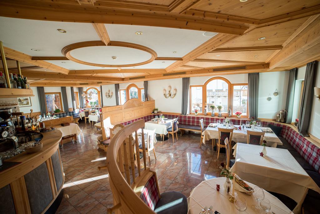 Hotel Pra Tlusel Selva di Val Gardena Extérieur photo